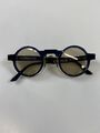 Round shaped sunglasses