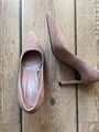 Suede pumps shoes