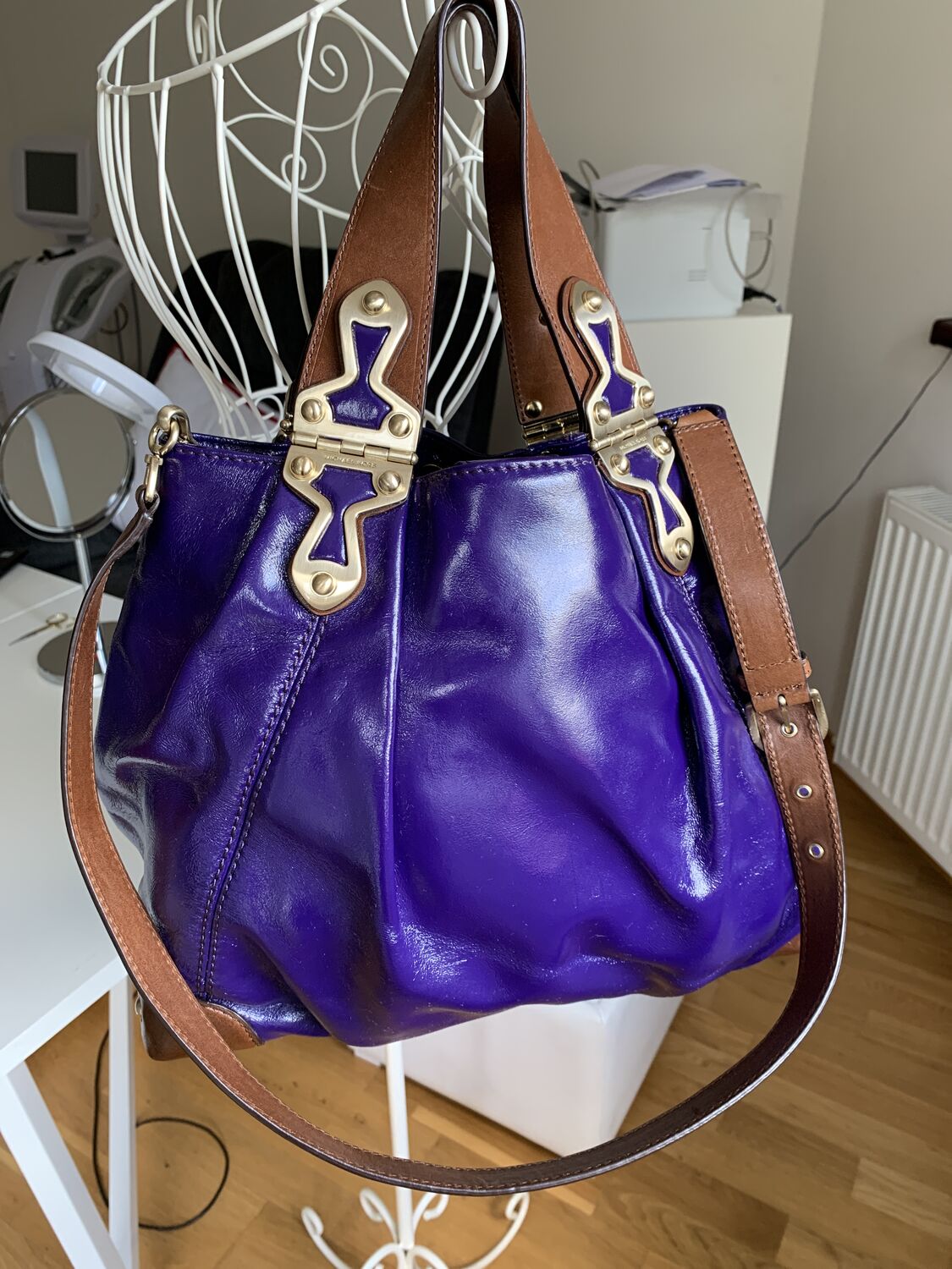Patent Handbag Handbags Michael Kors buy pre owned at 120 EUR