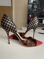 High-heel shoes