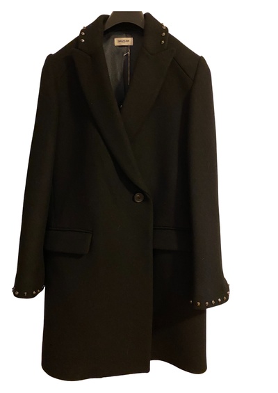 Studs coat