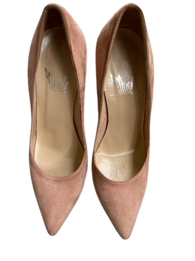 Suede Pumps