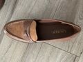 Leather moccasin shoes