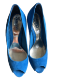 Open toe pumps