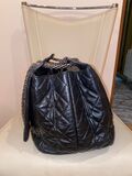 Quilted leather handbag