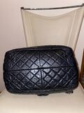 Quilted leather handbag