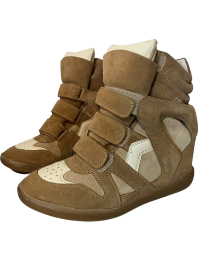 Platform sneakers