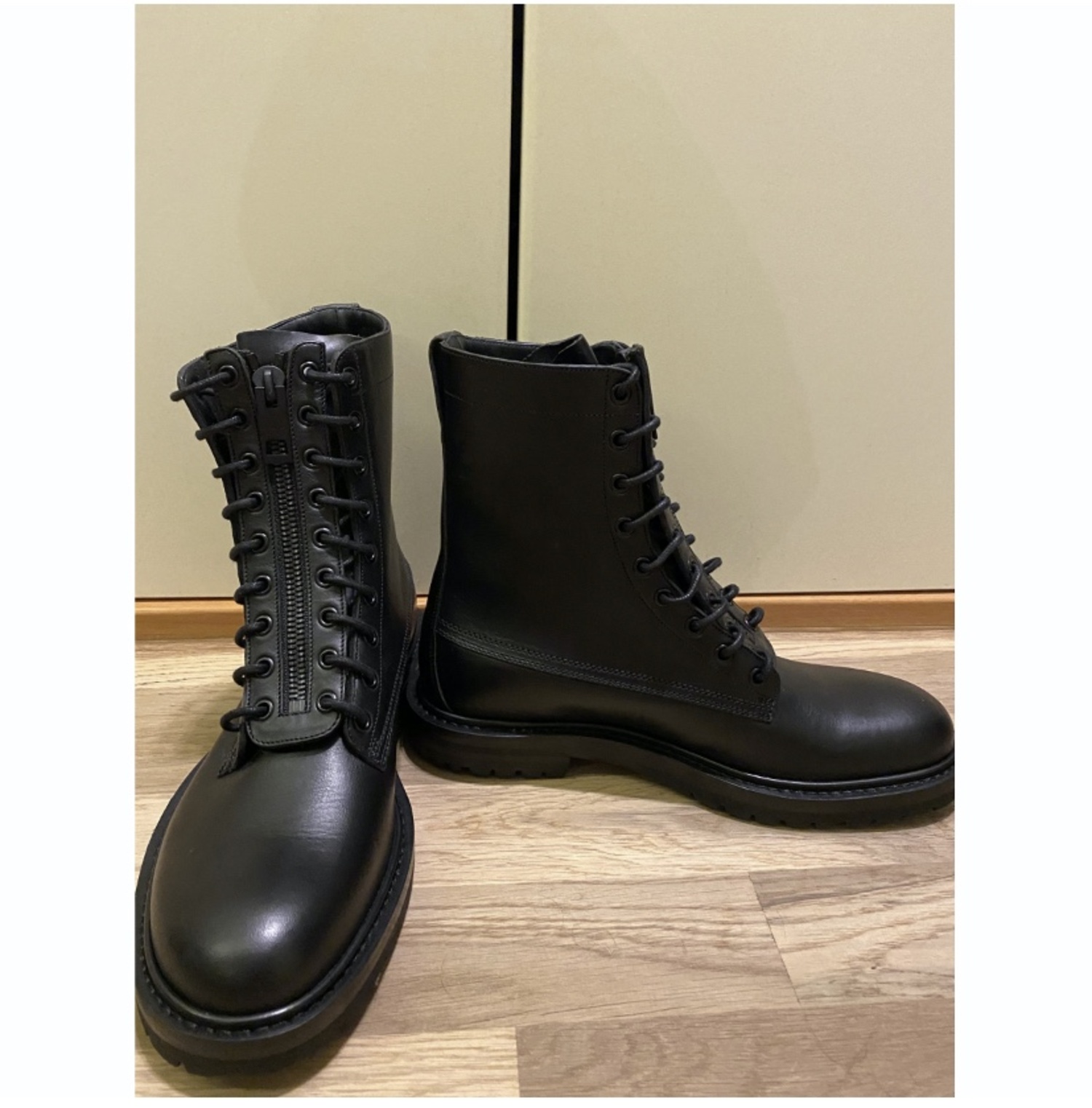Burberry sales combat boots