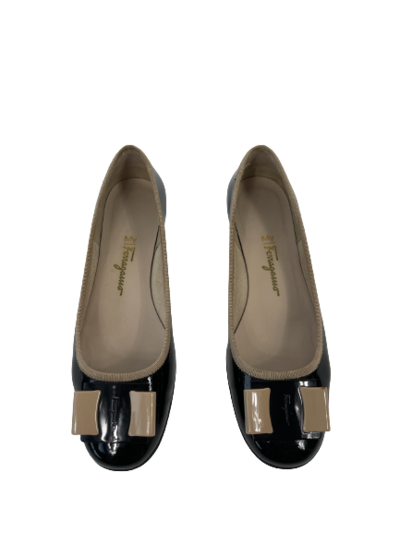 Ballet flats