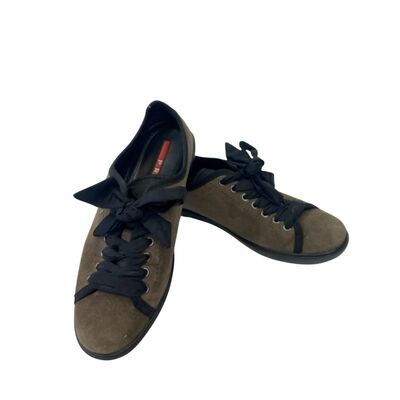 Low top Sneakers