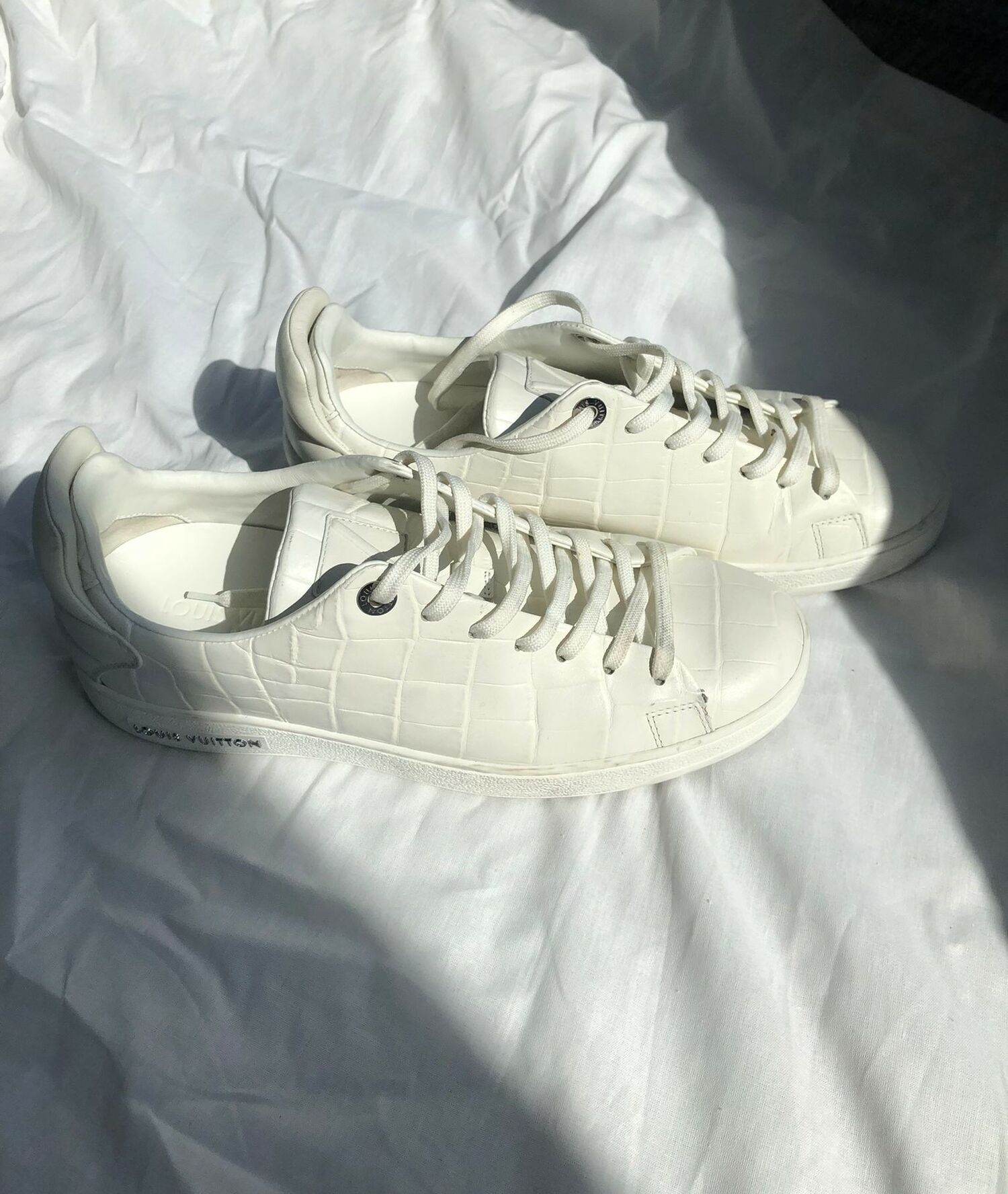 Louis Vuitton White Croc Embossed Leather Front Row Sneakers Size 38 Louis  Vuitton