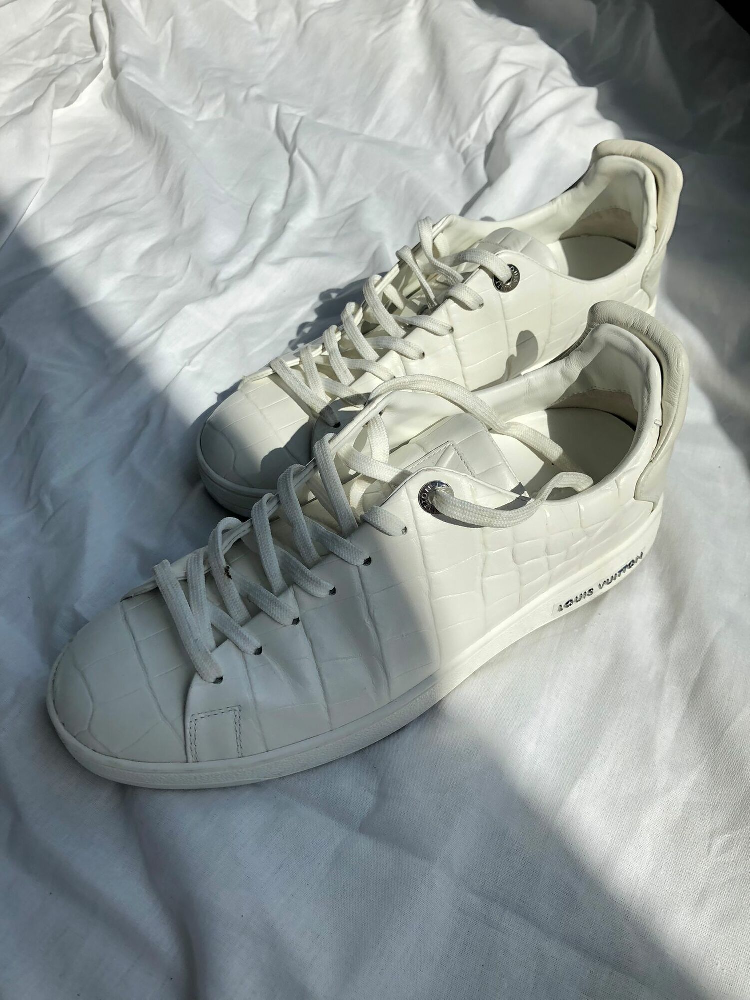 Louis Vuitton White Croc Embossed Leather Frontrow Sneakers Size 38.5 Louis  Vuitton