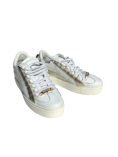 Low top Sneakers