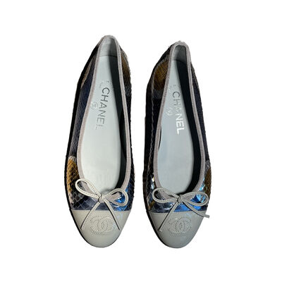 Rent Buy CHANEL Quilted Ballet Flats