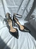 High-heel Shoes