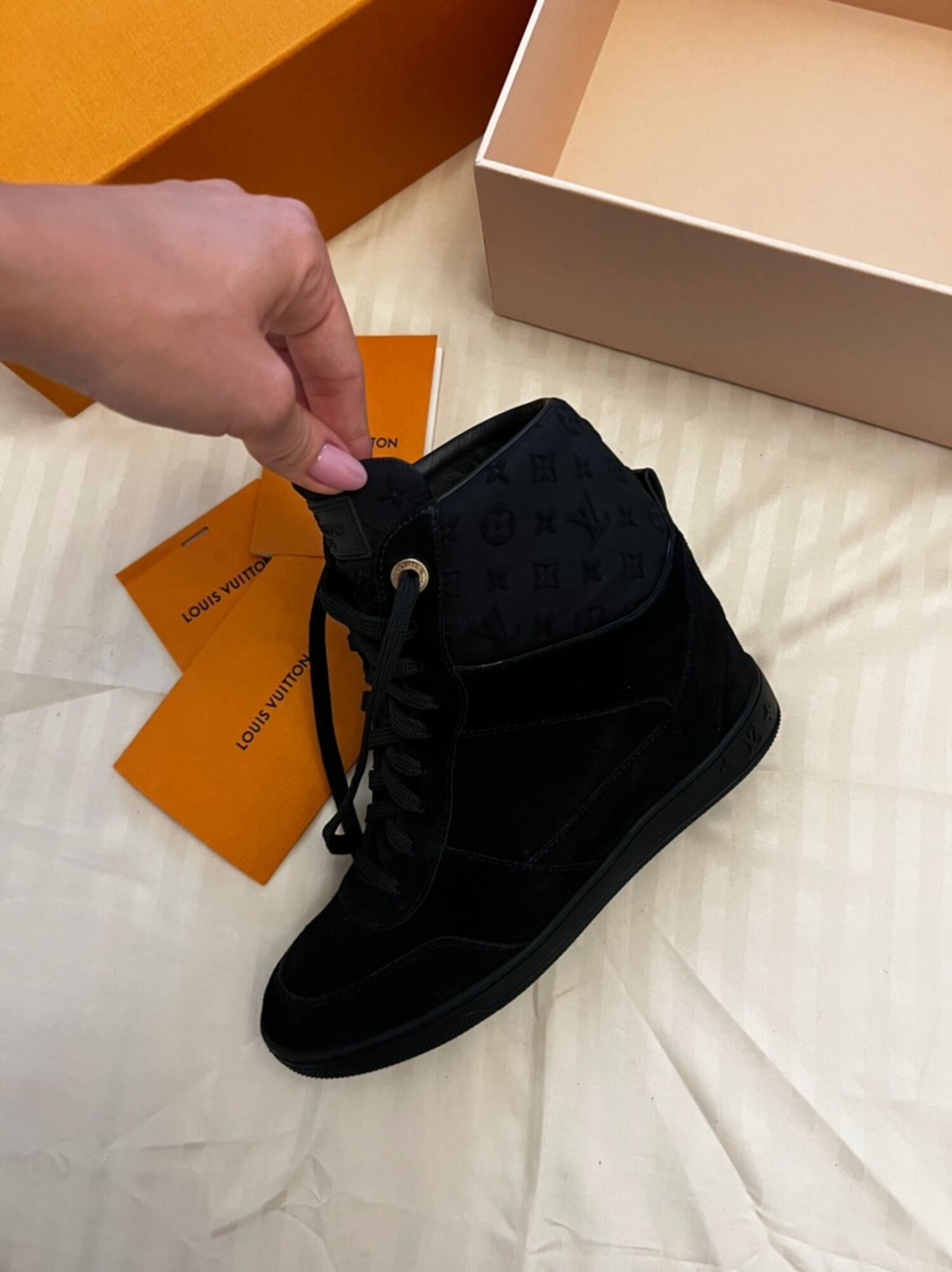 LOUIS VUITTON High Top Suede Sneaker Black