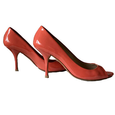 High-heel Shoes