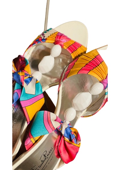 Wrap sandals