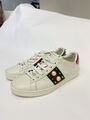 Low top Sneakers