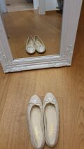Ballet flats