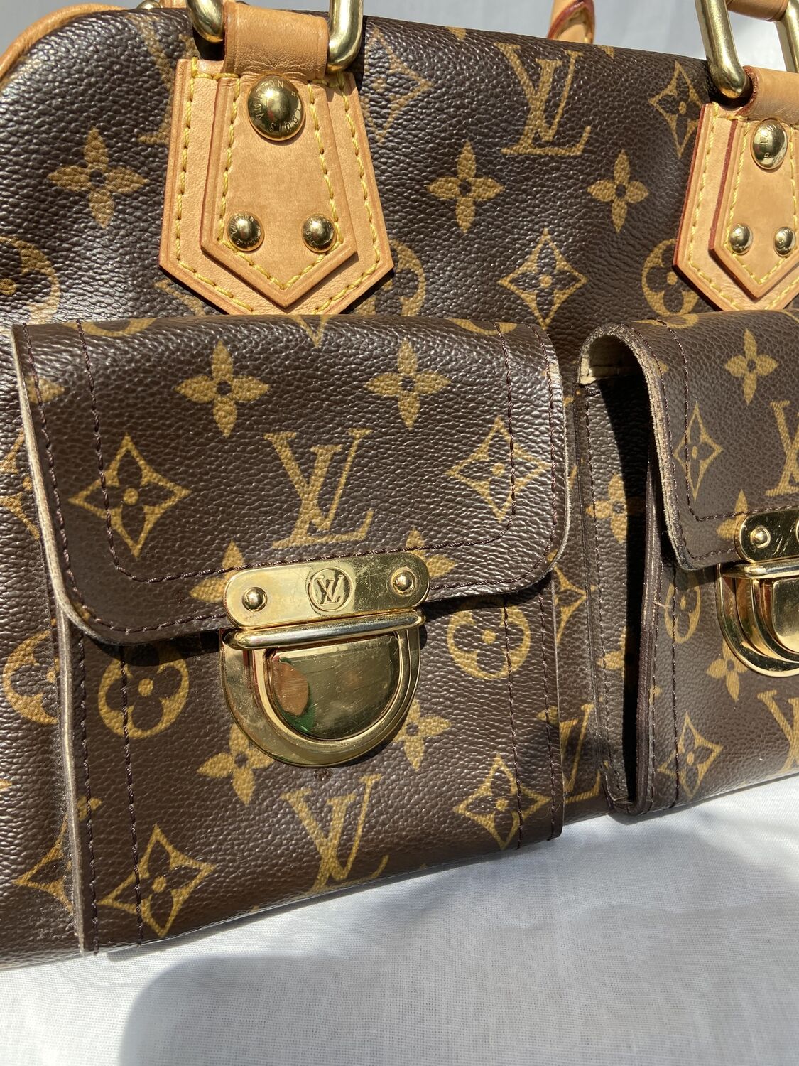 Louis Vuitton Manhattan PM Hand Bag - Farfetch