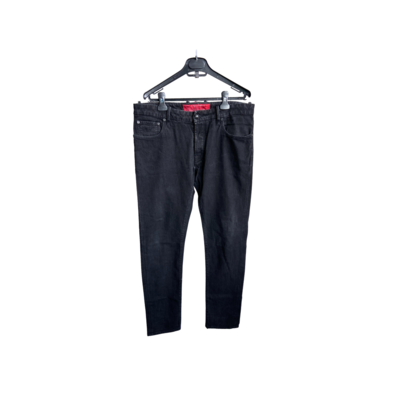 Straight Jeans