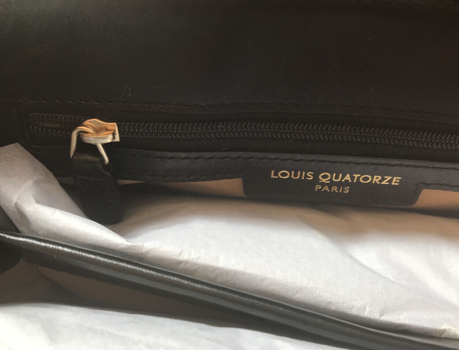 Louis Quatorze, Bags