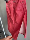 Knee-lengh Skirt