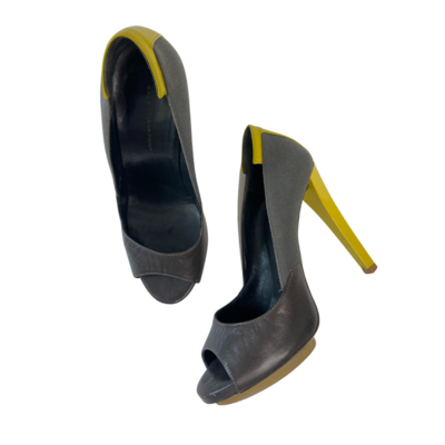 Open toe Shoes
