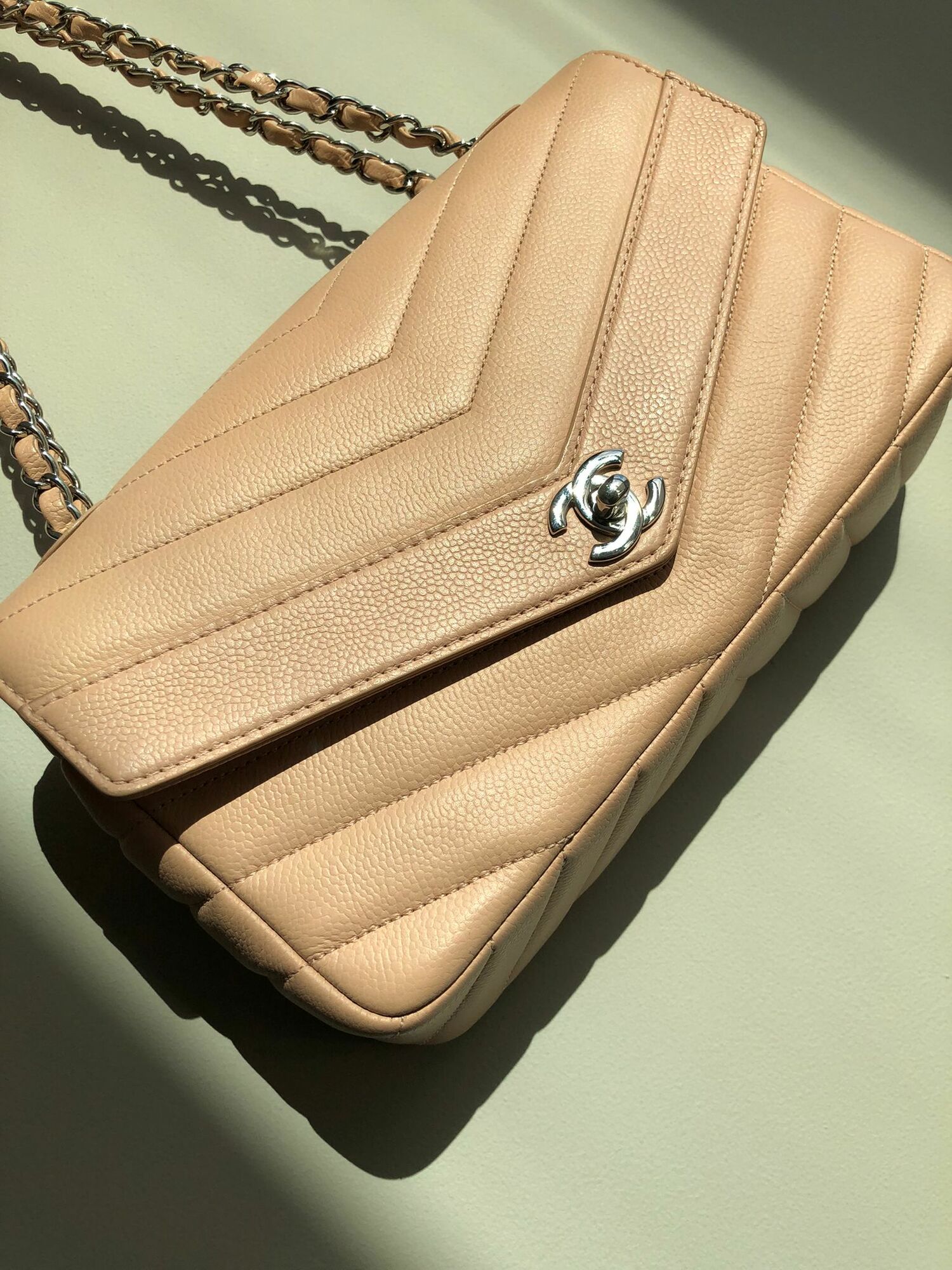 Chanel Statement Flap Bag - Medium Size / chevron , Luxury, Bags & Wallets  on Carousell