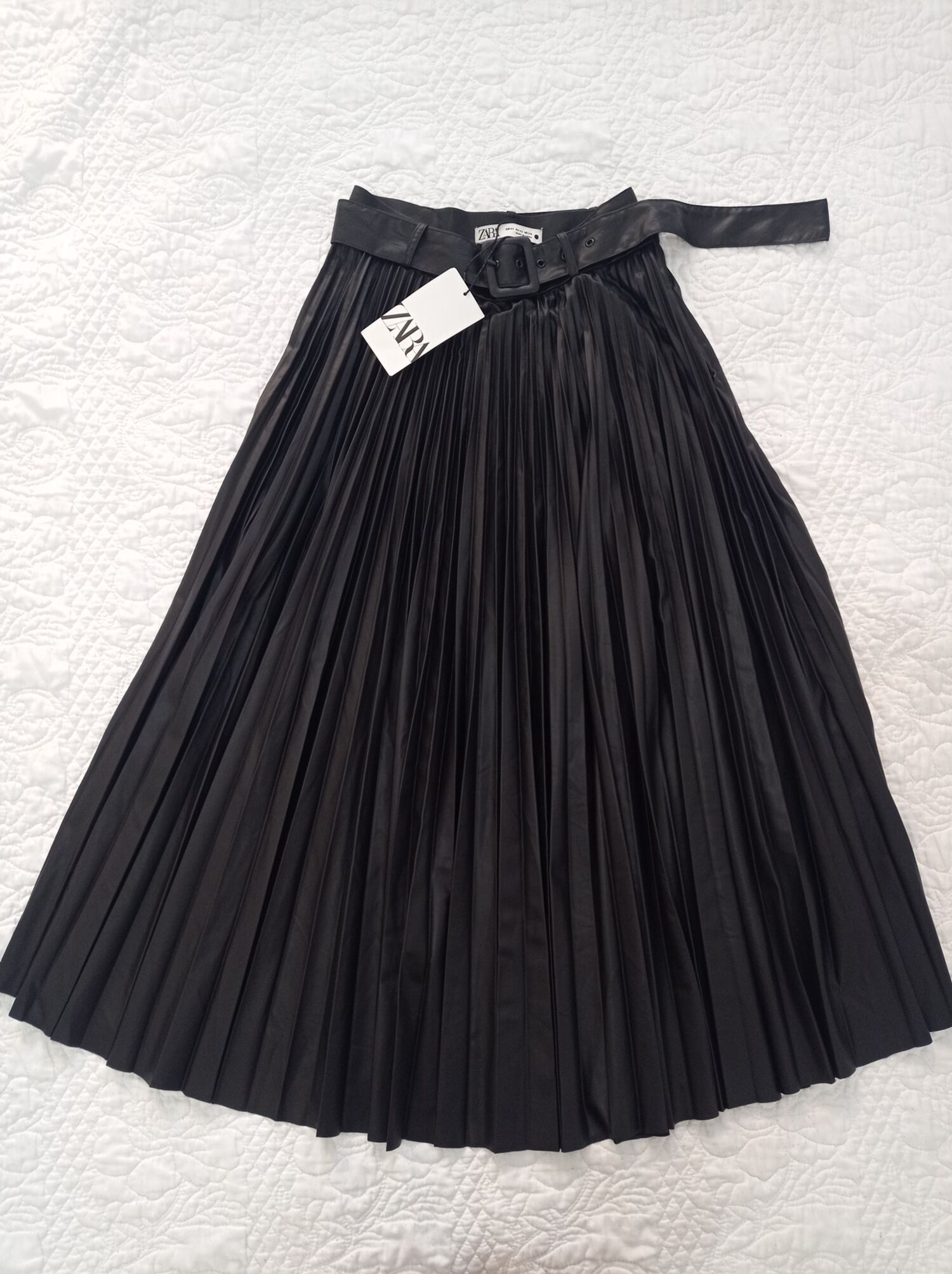 Pleated Skirt Zara XS buy pre owned at 35 EUR