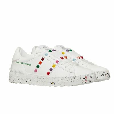 Low top Sneakers