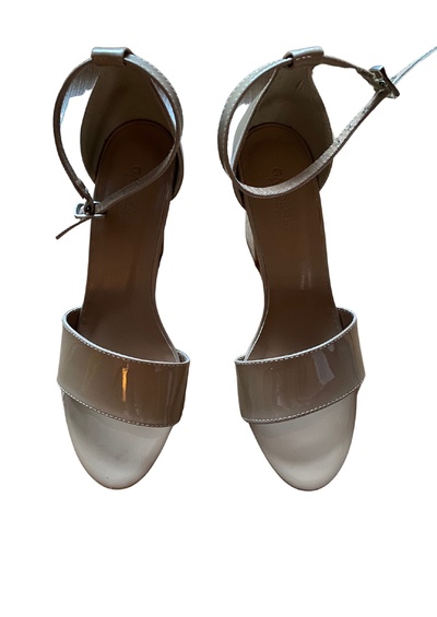 Patent sandals