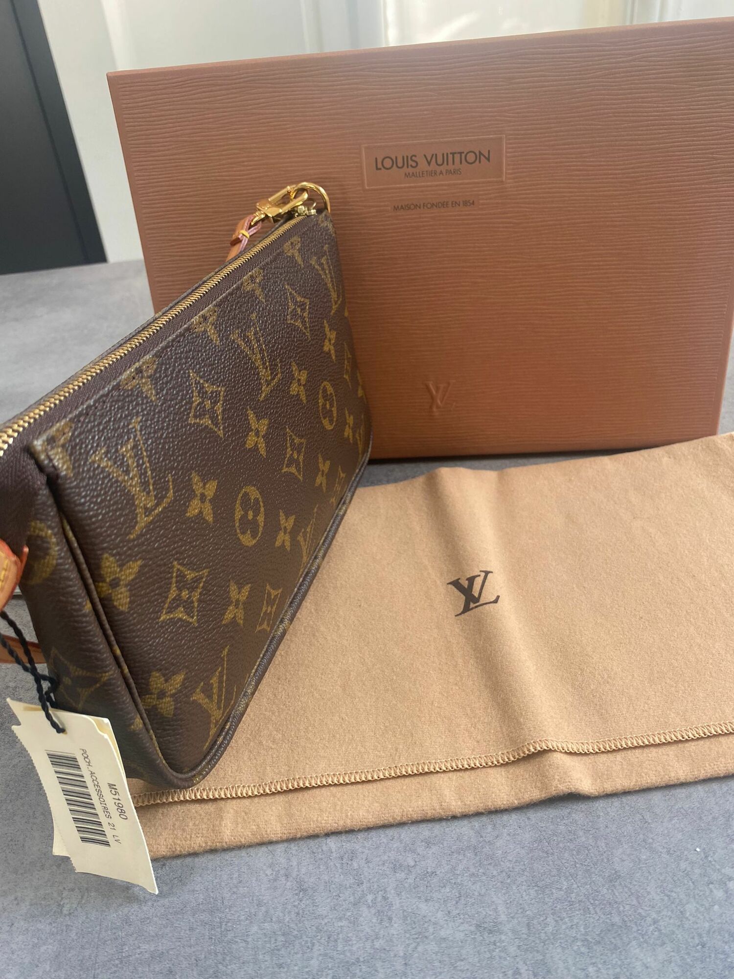 Pochette Monogram Handbag Louis Vuitton