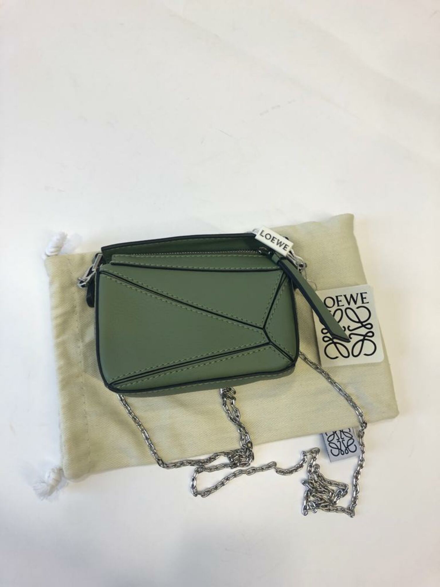Loewe puzzle bag pre owned deals
