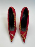 Chain printed pumps