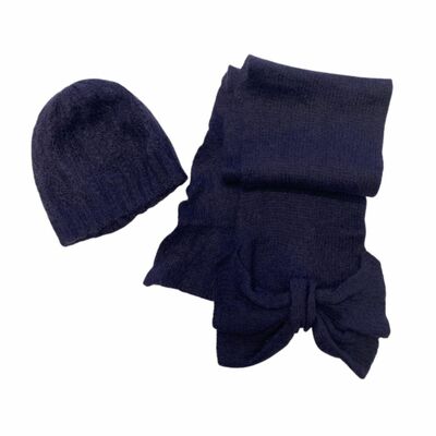 Hat and scarf set