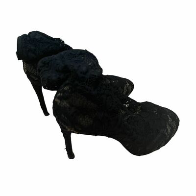 Lace ankle boots
