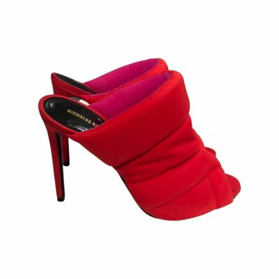 High heels slides