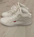 High-top Sneakers
