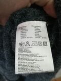 V-neck jumper