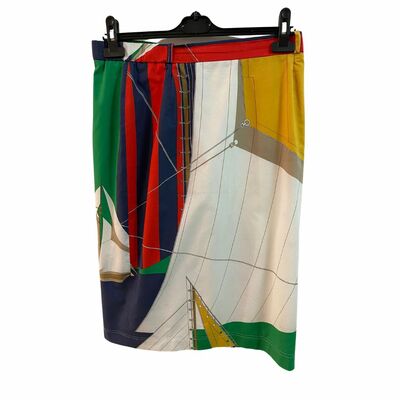 Knee-lengh Skirt