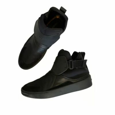 Canvas Sneakers