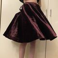 Velvet Knee-lengh Skirt