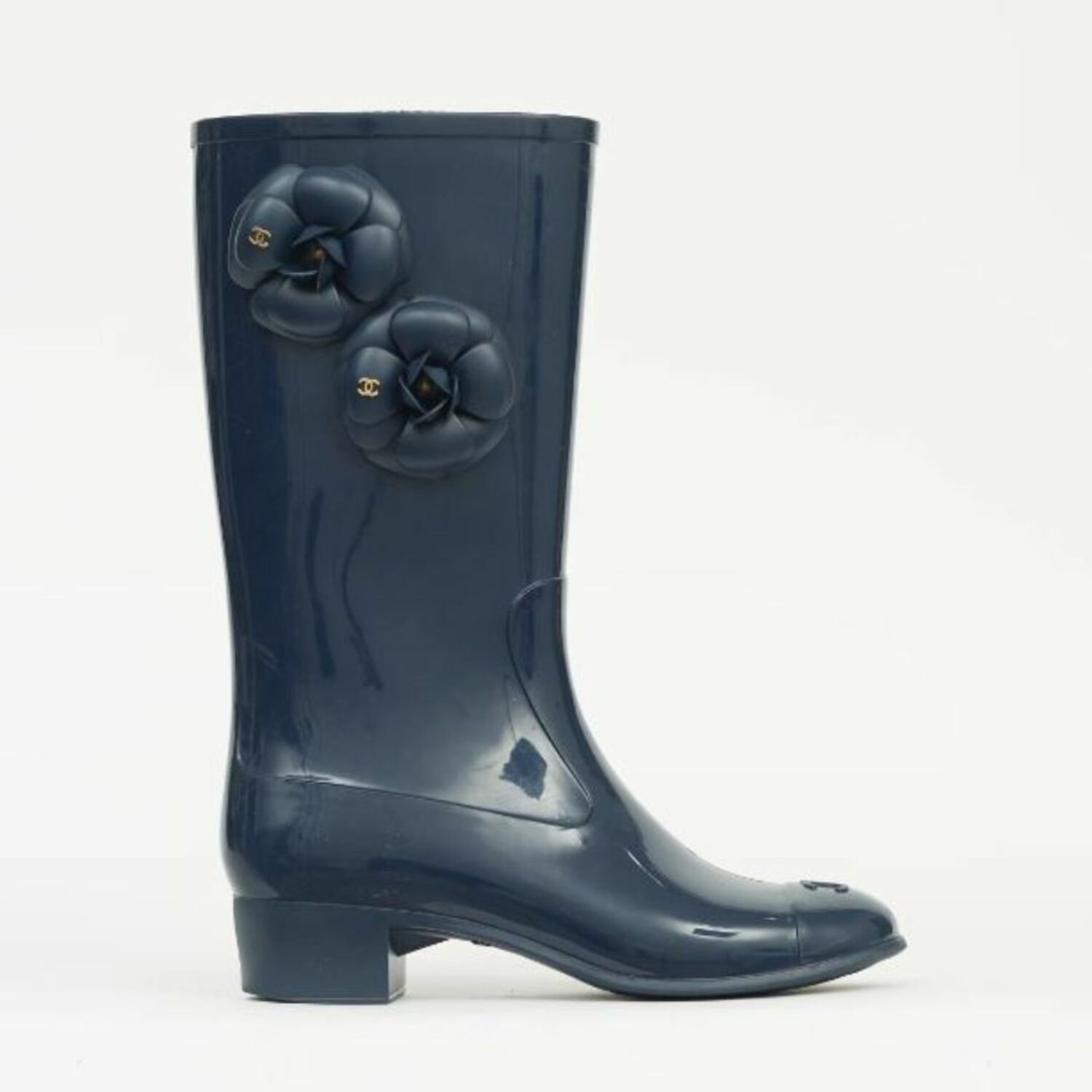 High boots  Crumpled patent lambskin  grosgrain black  Fashion  CHANEL