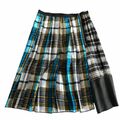 Knee-lengh Skirt