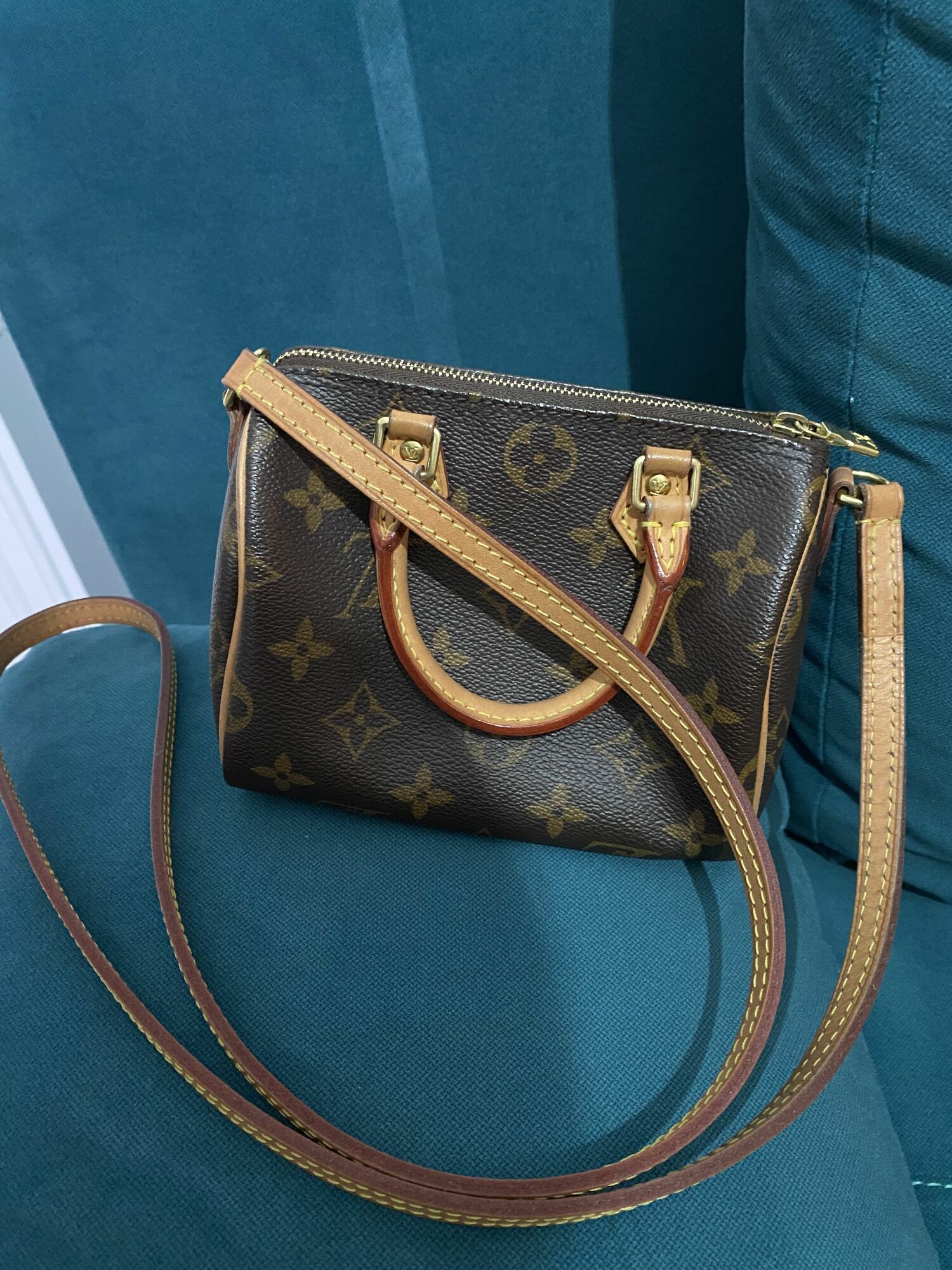 Nano Speedy Monogram Handbag Louis Vuitton, buy pre-owned at 2000 EUR