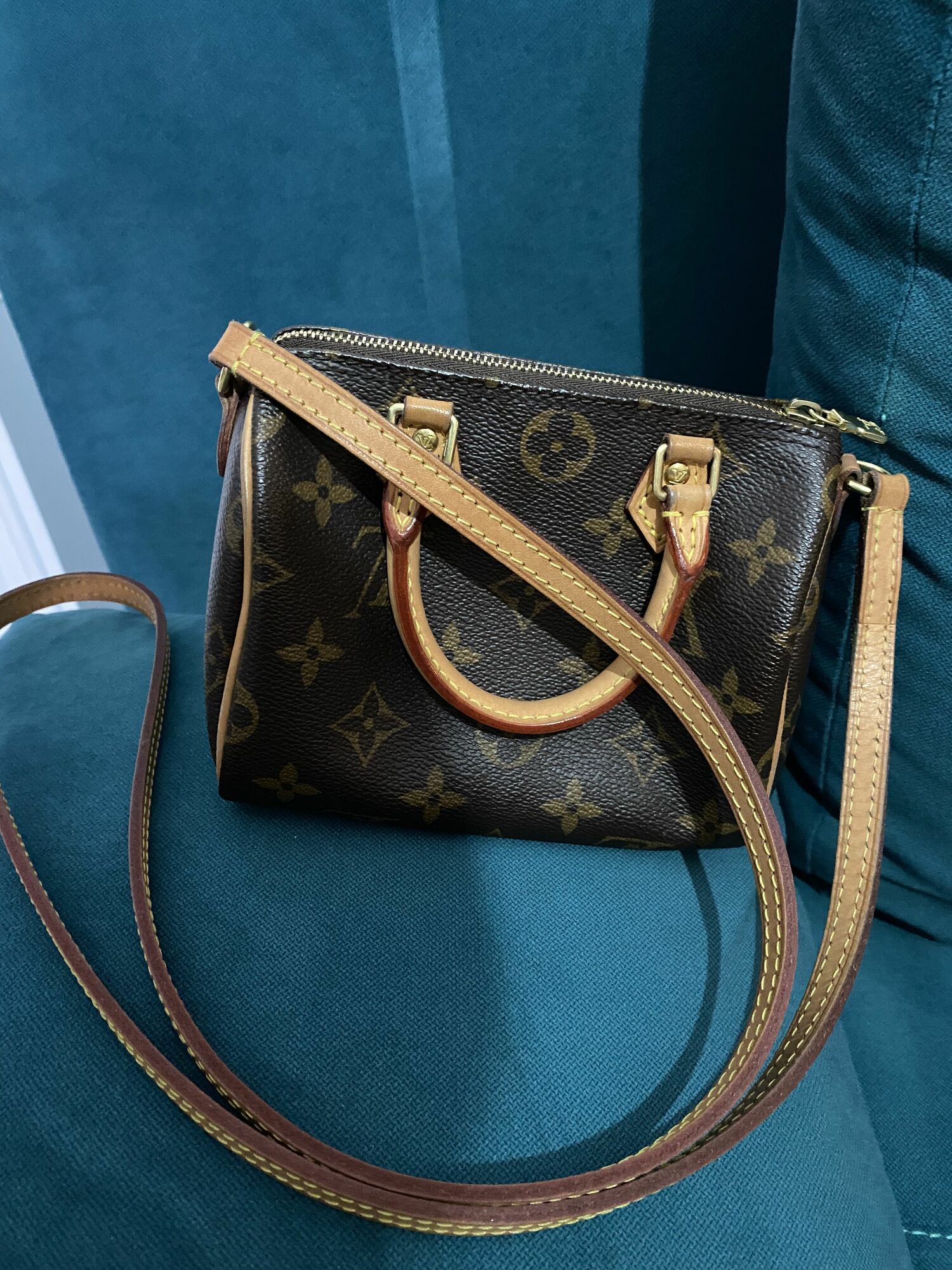 Nano Speedy Monogram Handbag Louis Vuitton, buy pre-owned at 2000 EUR