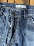 Straight Jeans