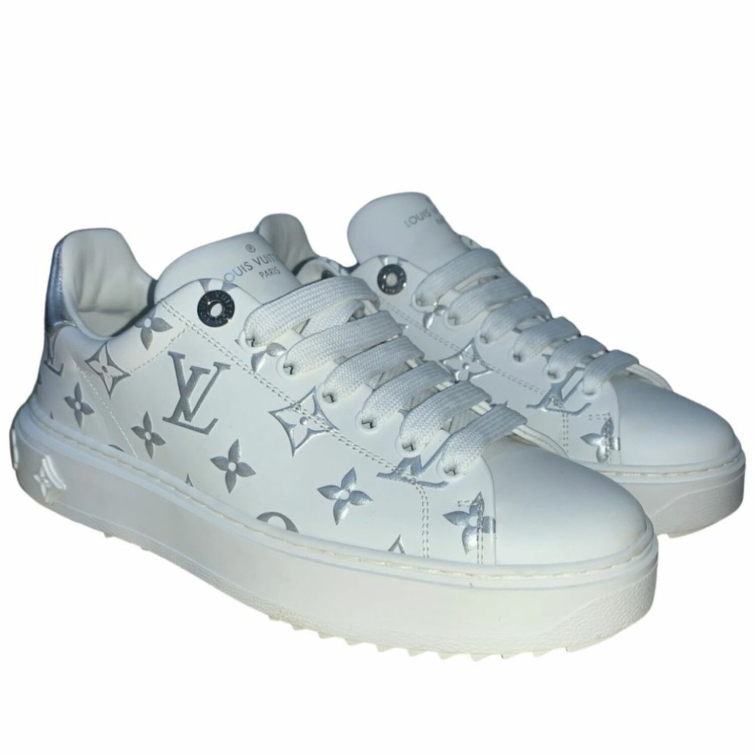 Used Louis Vuitton Timeout Low Top Sneakers Size 8 / IT 38.5